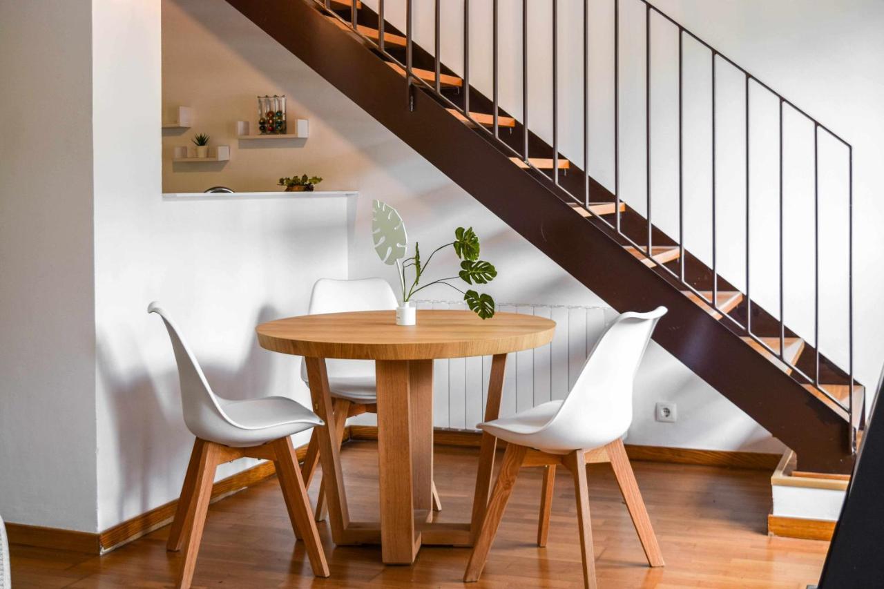 Loft Besalu Alojamiento Centrico Y Acogedor Luaran gambar