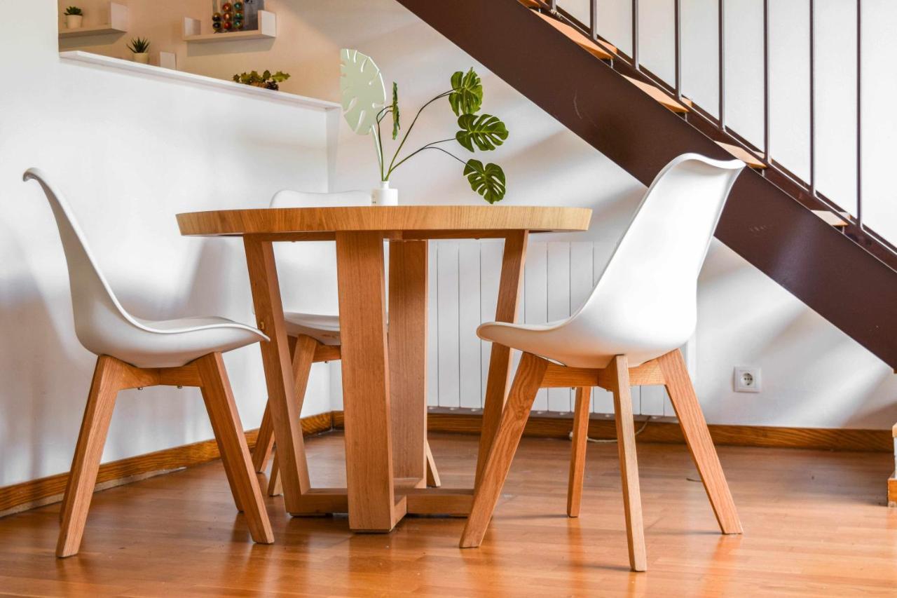 Loft Besalu Alojamiento Centrico Y Acogedor Luaran gambar